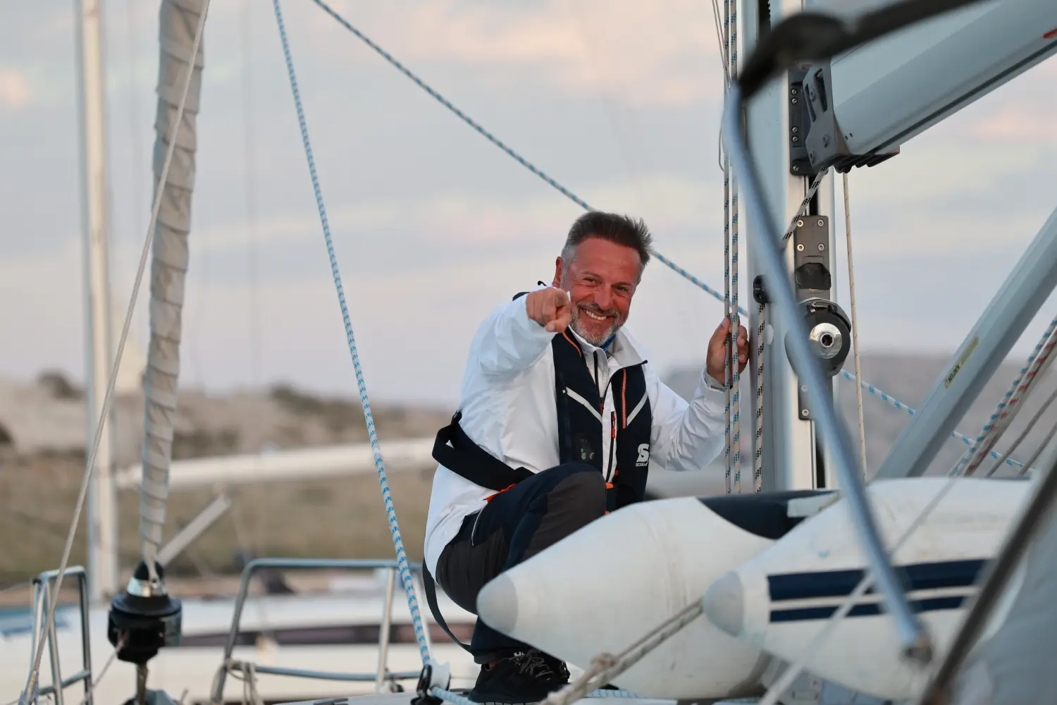 Successful Sailing - Skipper Thomas Lindloff sailing in the sea