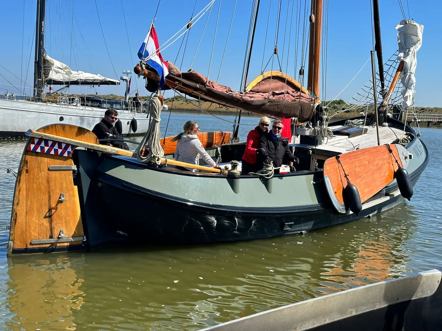 Successful Sailing - Boot segeln im Meer